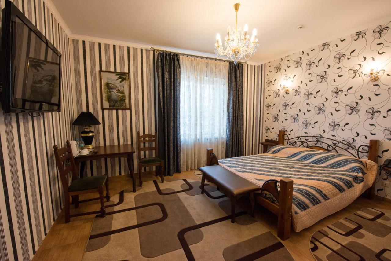 Oazis-M Hotell Babin Exteriör bild